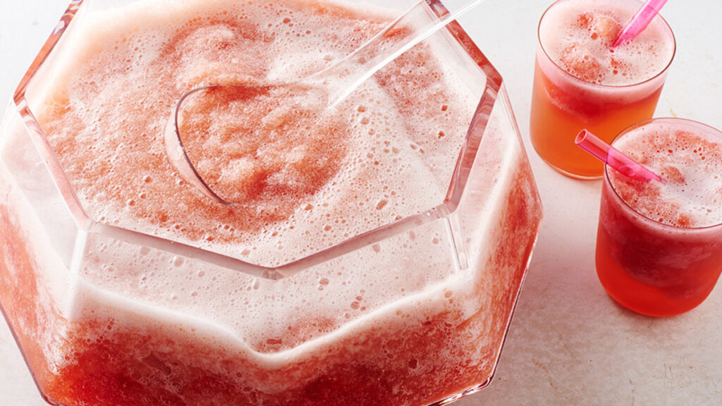 Blending Cocktails for a Boozy Outdoor Feast